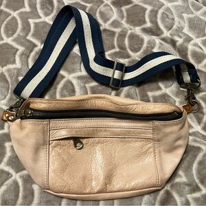 Parker Thatch Leather Sling Belt Bag